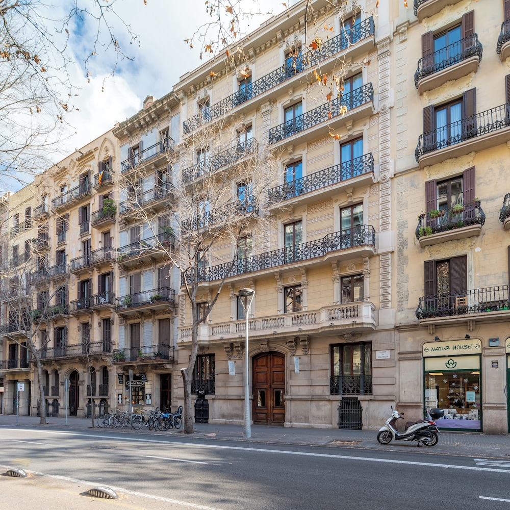 Fuster Apartments 37/50