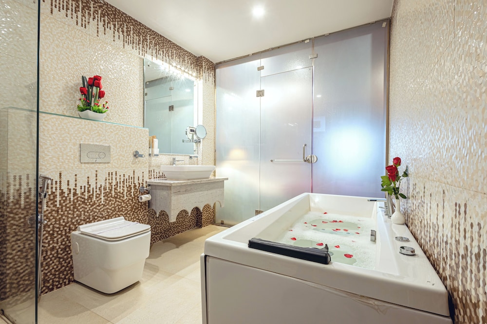 Salcete Beach Resort 50/50