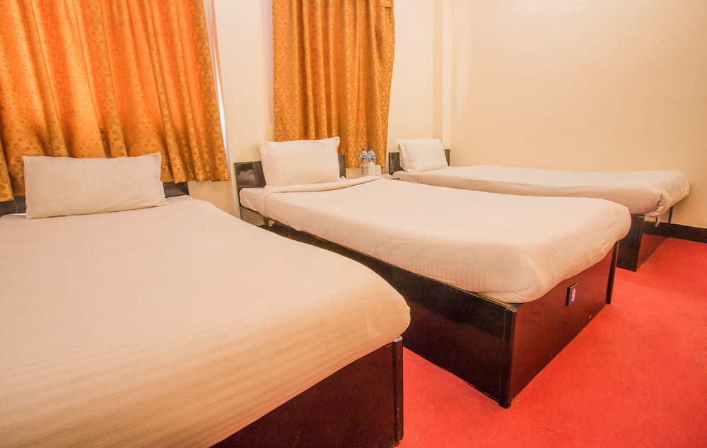 Hotel Silver Home 12/37