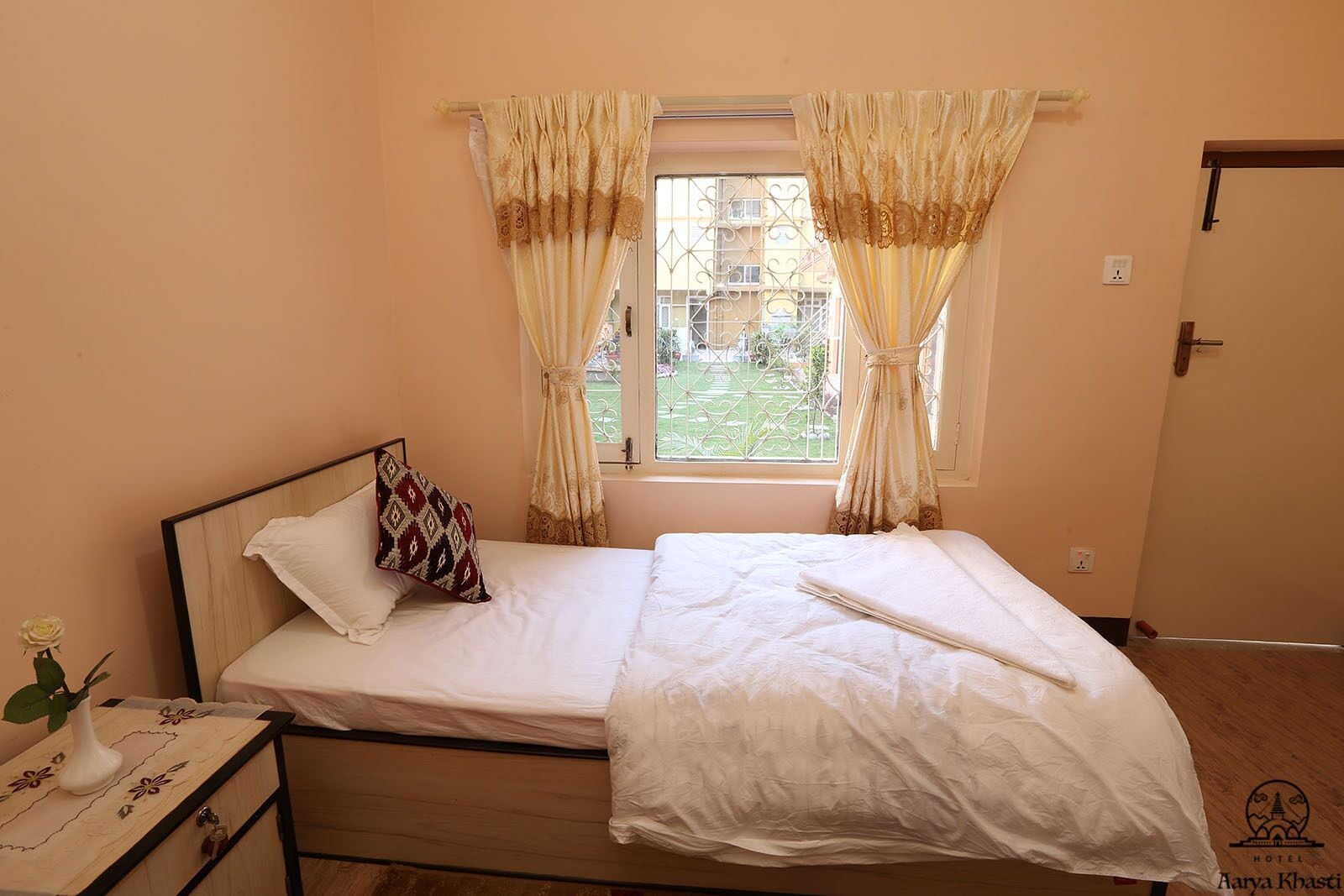 ECONOMY, TWIN BEDS, GARDEN VIEW, ACCESSIBLE