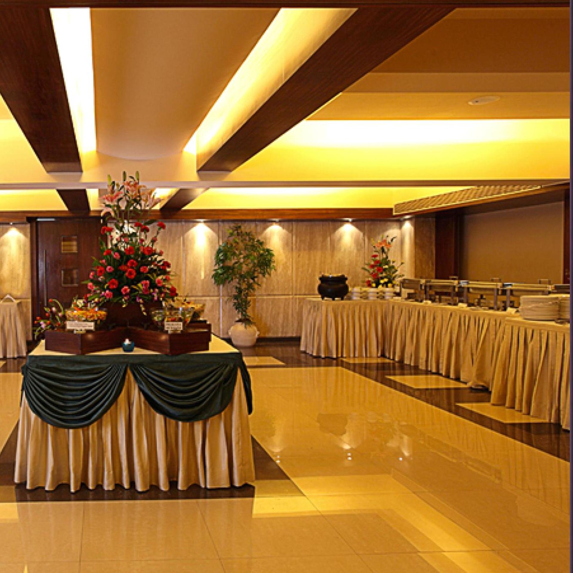 The Royal Orchid Hotel Chembur 30/37