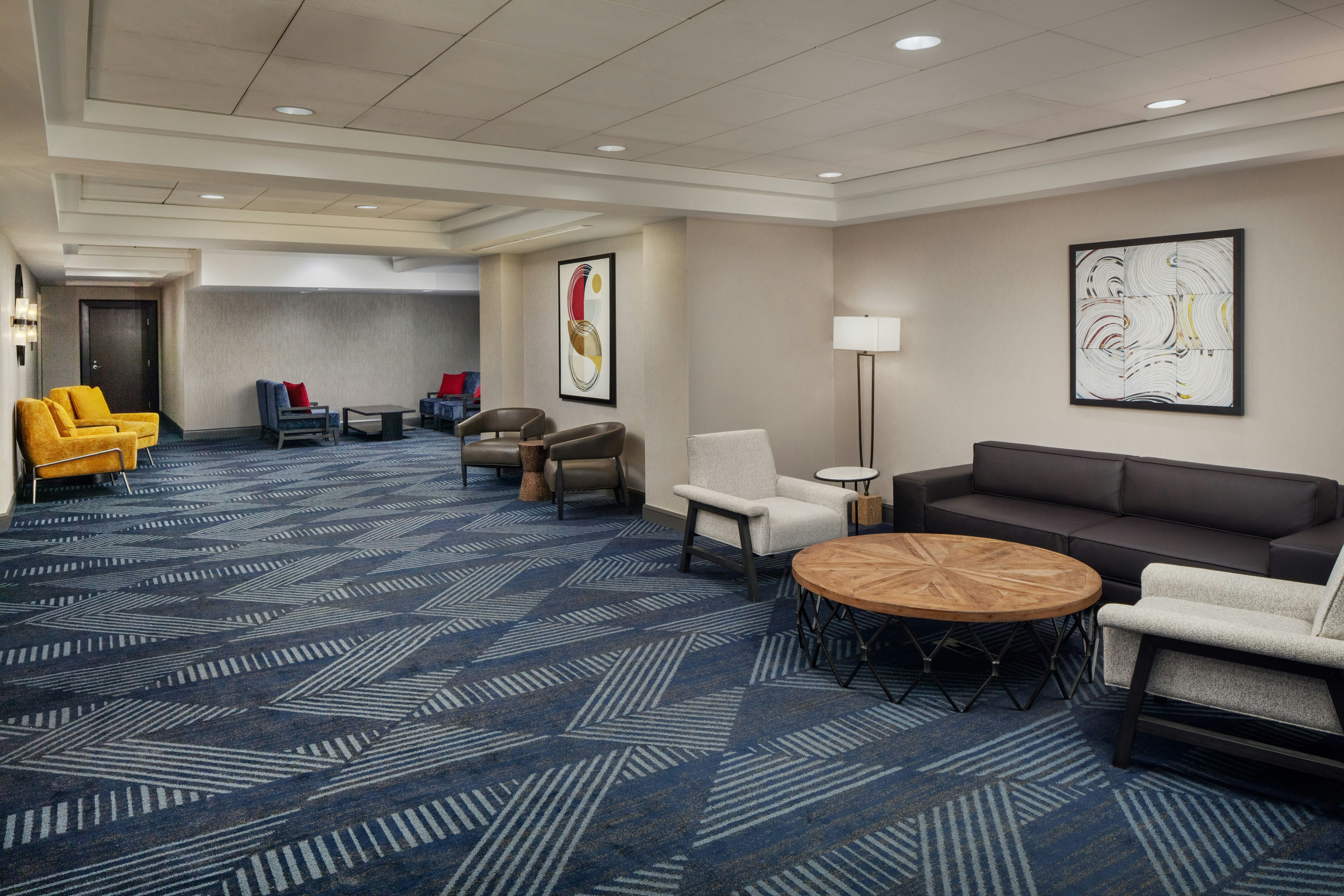 DoubleTree by Hilton Hotel & Suites Pittsburgh Downtown 52/81