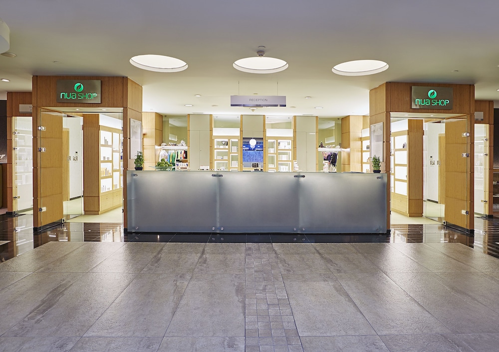 Richmond Nua Wellness-Spa 6/66