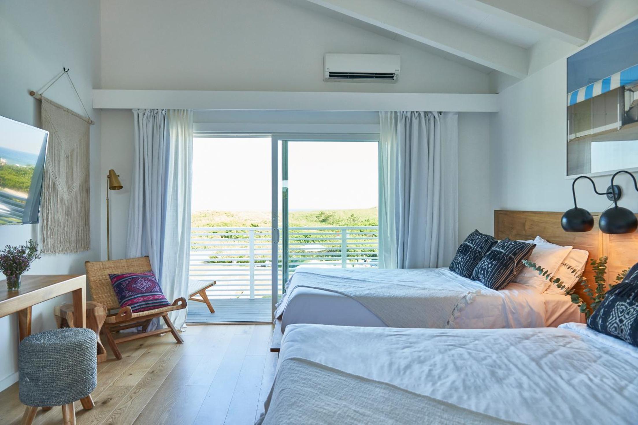 Room, Double Bed