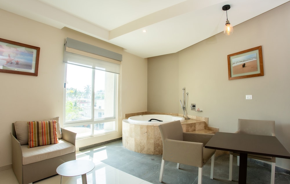 Artisan Family Hotels & Resort Collection Playa Esmeralda 31/79
