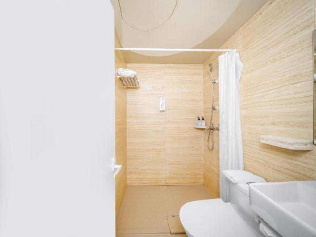 Greentree Inn Binzhou Wudi Ginza Square Express Hotel 44/47