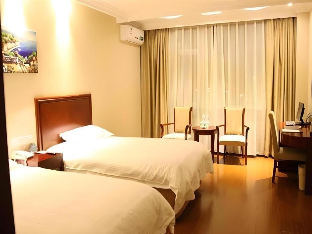 GreenTree Inn Beijing Daxing Xingye Street Liyuan Business Hotel 26/49