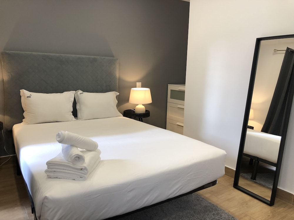 Inn Bairro Alto Bed & Breakfast 13/75