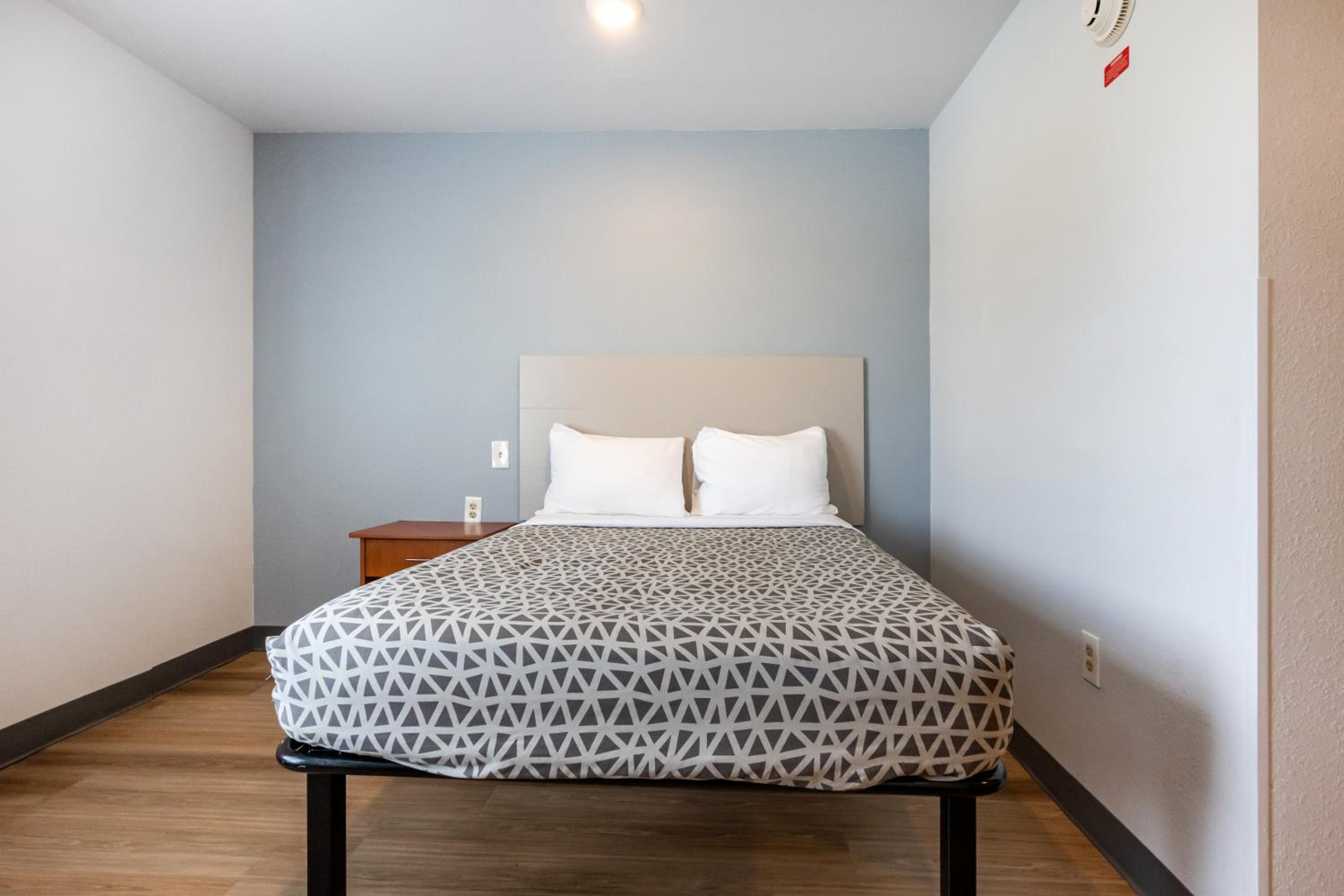 Efficiency, Double Bed, Sofa, Pet Friendly, Accessible