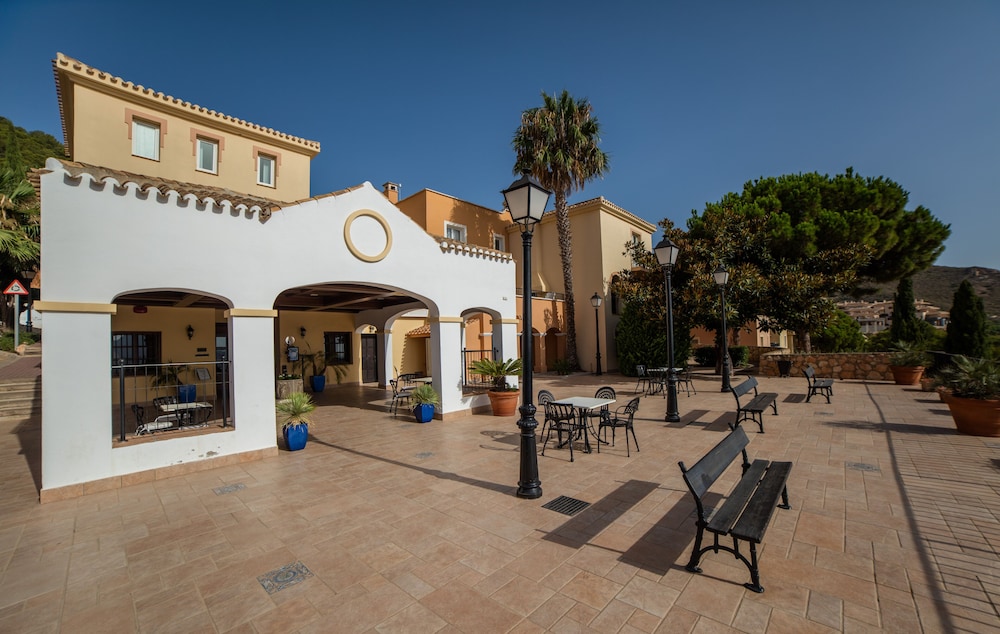 Ona Lomas Village - La Manga Club 40/50