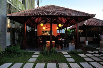 Ganga Hotel Apartments 10/55