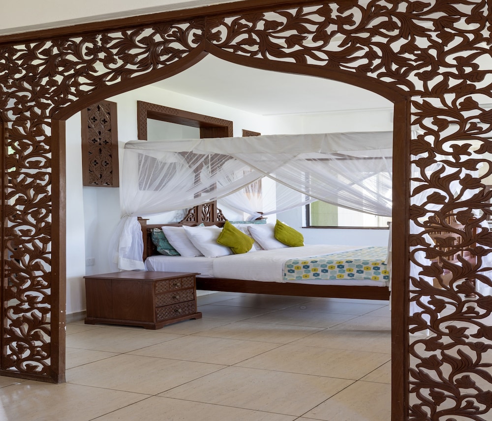 Hillpark Amare Resort 50/50