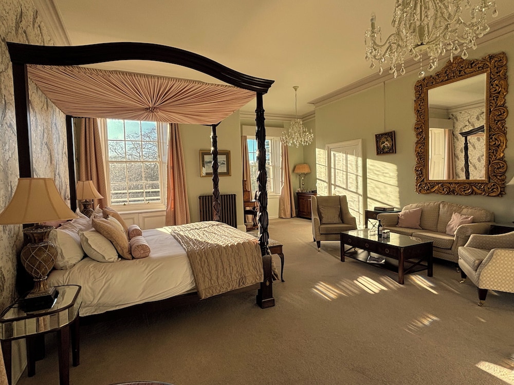 Room at Carberry Tower Mansion House and Estate, MUSSELBURGH