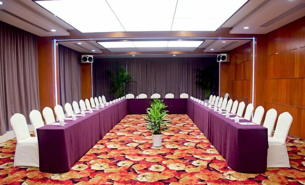 Ramada Plaza by Wyndham Riverside Hangzhou 27/28