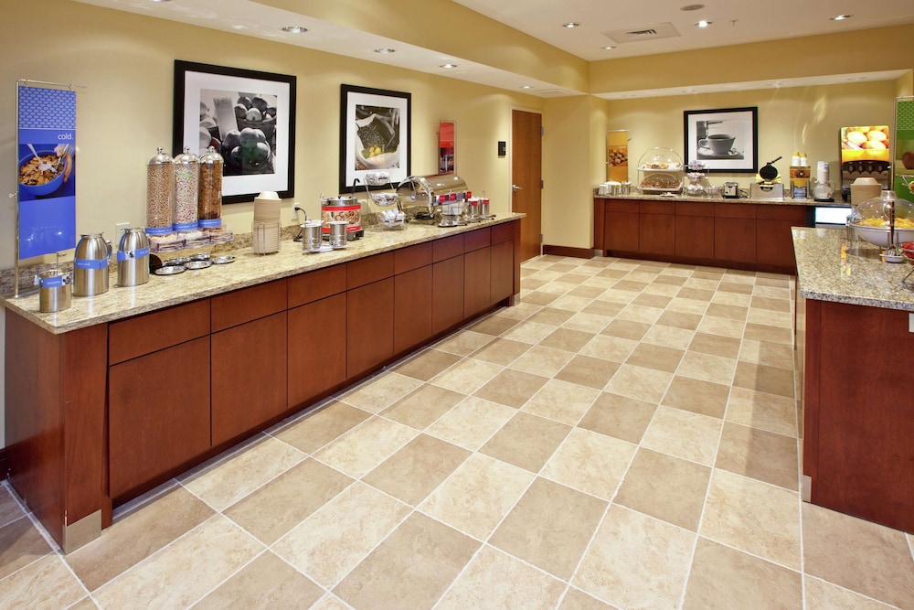 Hampton Inn Detroit North Auburn Hills 10/45
