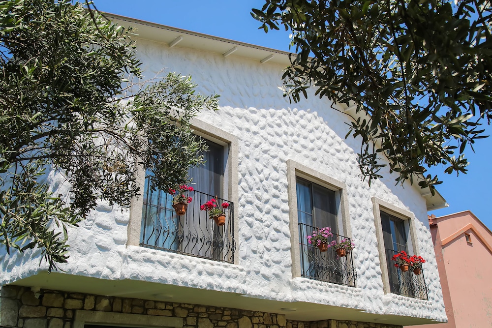 Huzurla Otel 1/50