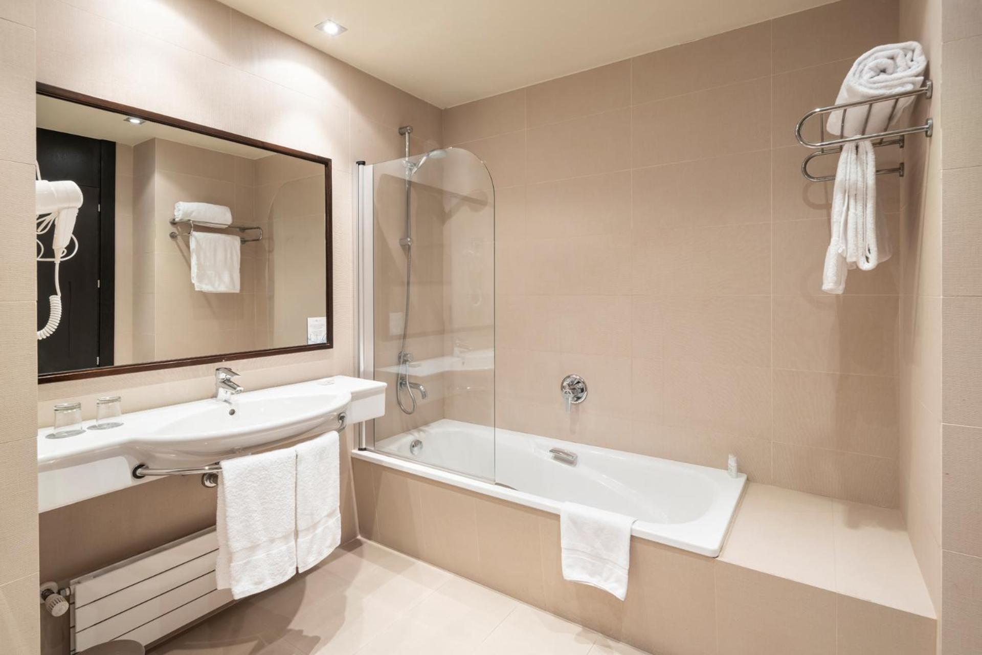 غرفة سوبيريور بسرير كينج، Hotel Attica 21 Coruna 4/5