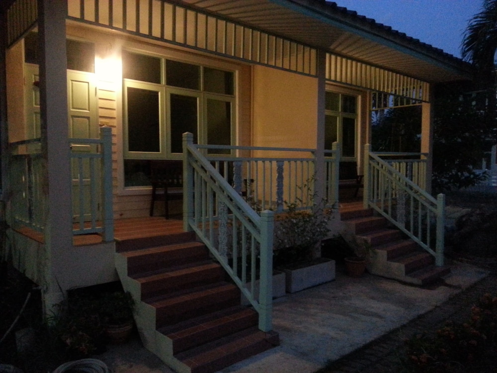 Bamboo House Kanchanaburi 3/50