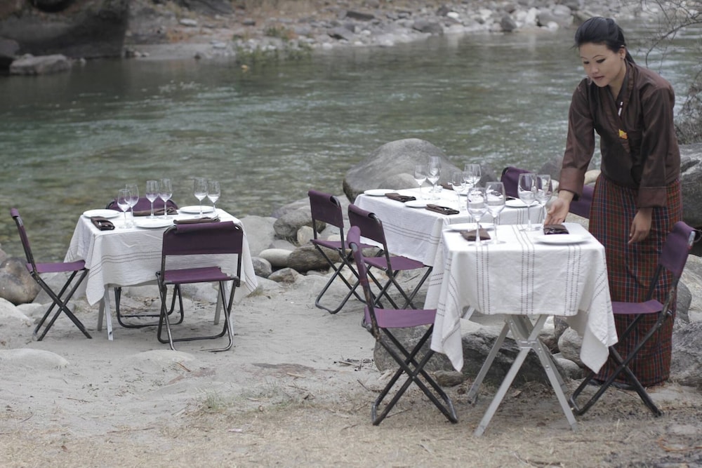 UDUMWARA RESORT 49/50