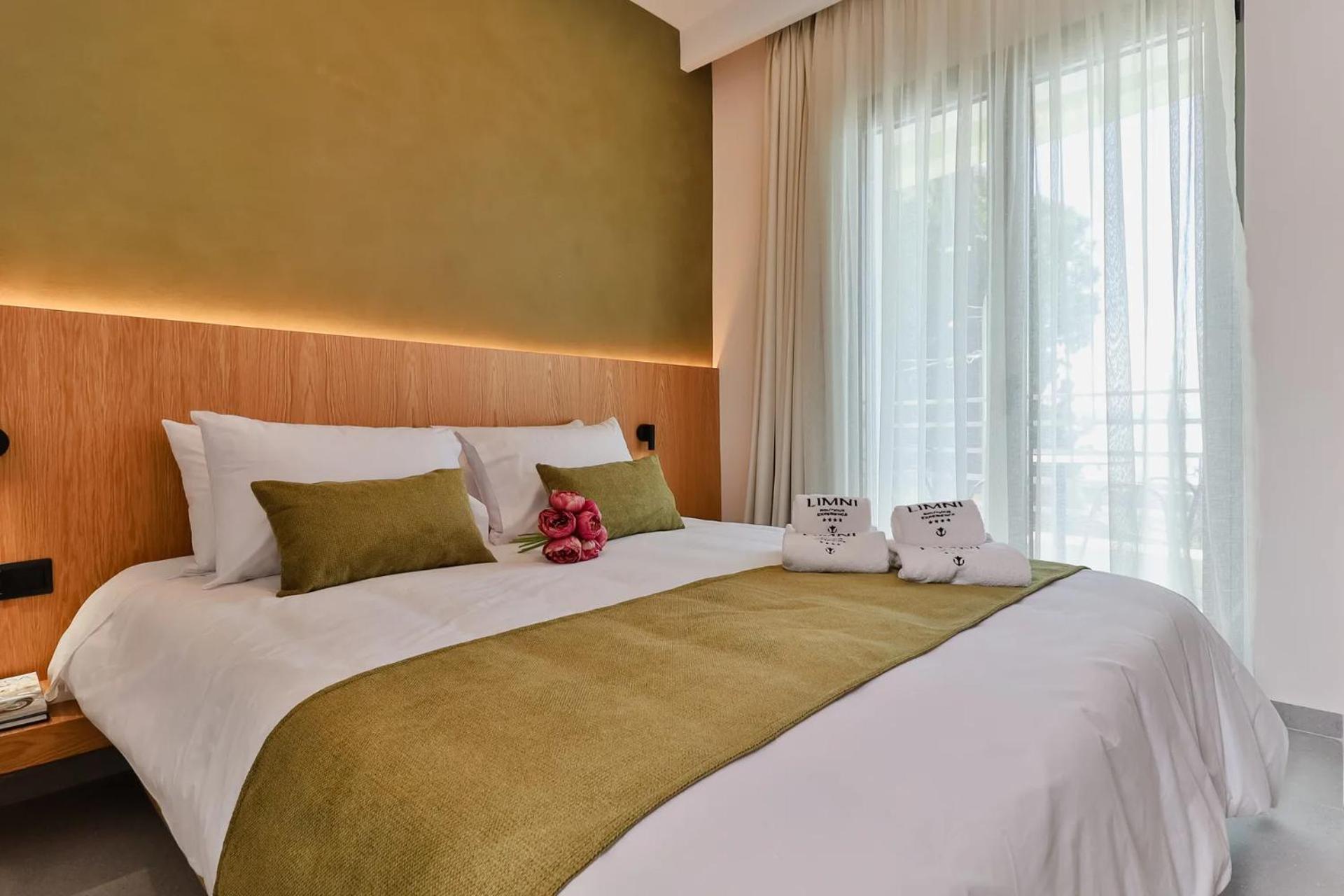 Standard, Twin Beds, Atrium View, Balcony