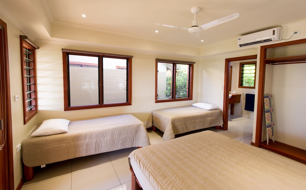 Volivoli Beach Resort 10/50
