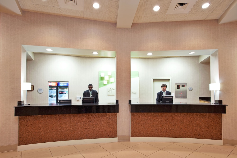Holiday Inn New Orleans West Bank Tower 10/79