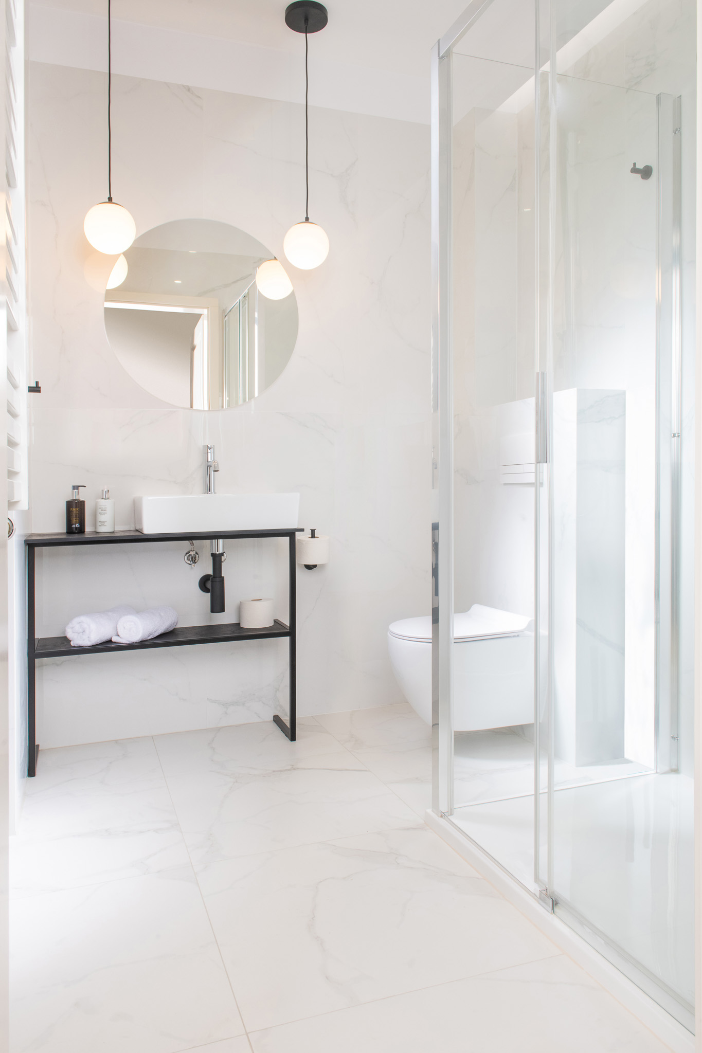 DELUXE, APARTMENT