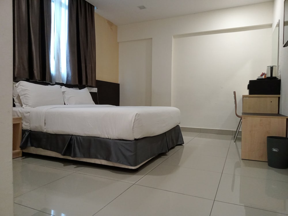 Avenue Bangi Hotel 9/36