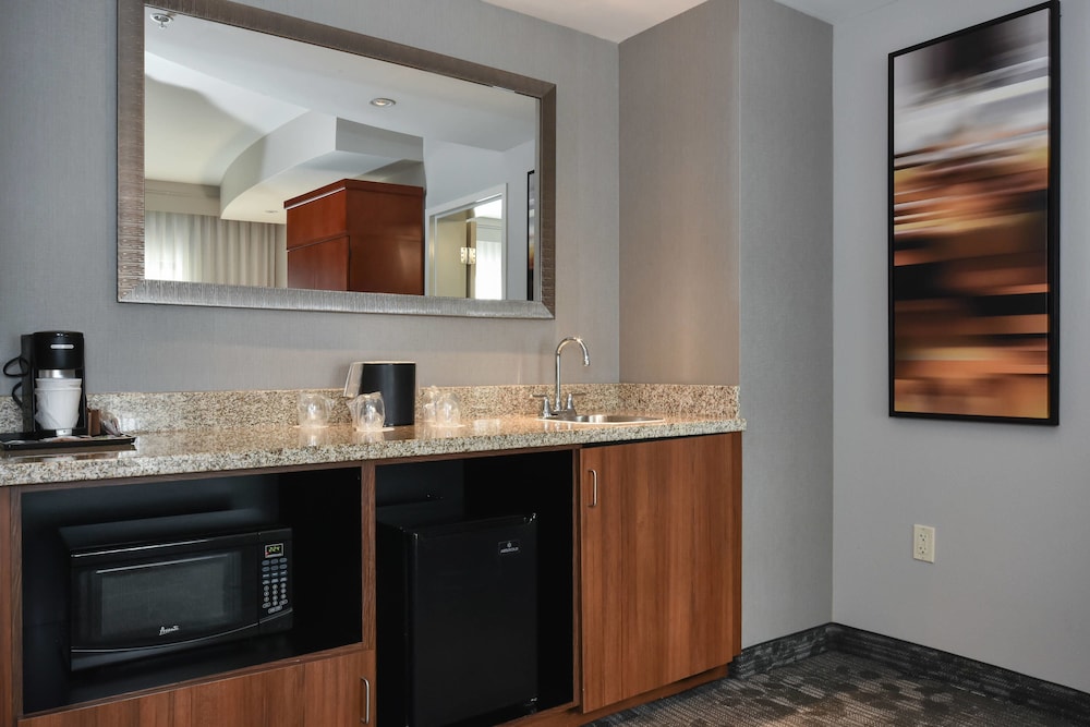 غرفة بسريرين كوين، Courtyard Marriott Charlotte Concord 4/6