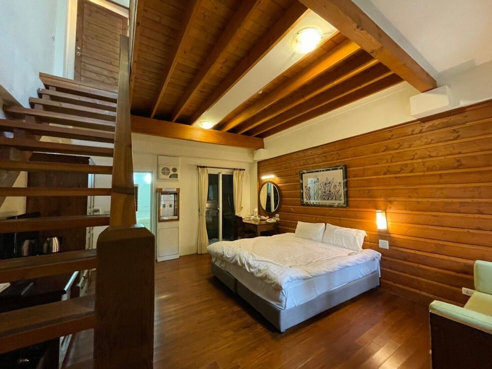 Ailiga Travel Villa 9/57