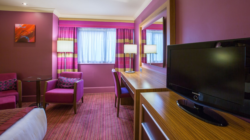 Ashford International Hotel & Spa 46/61