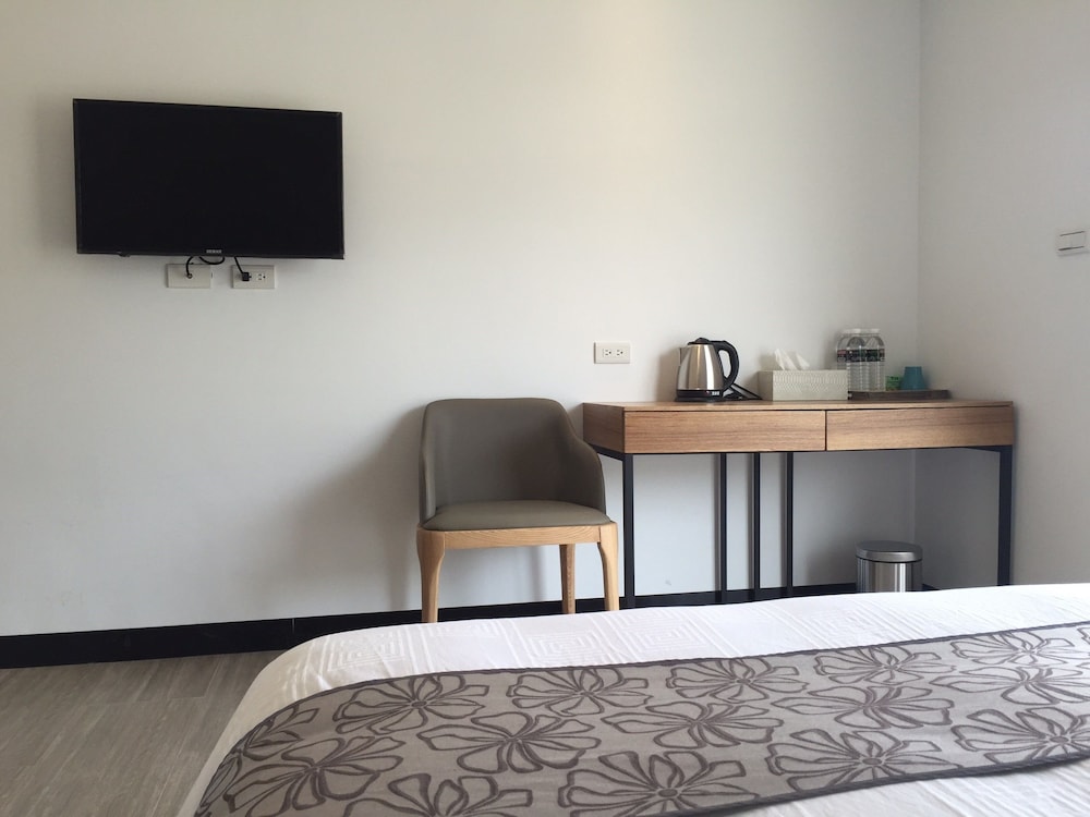 Xiang Ju B&B 2/21