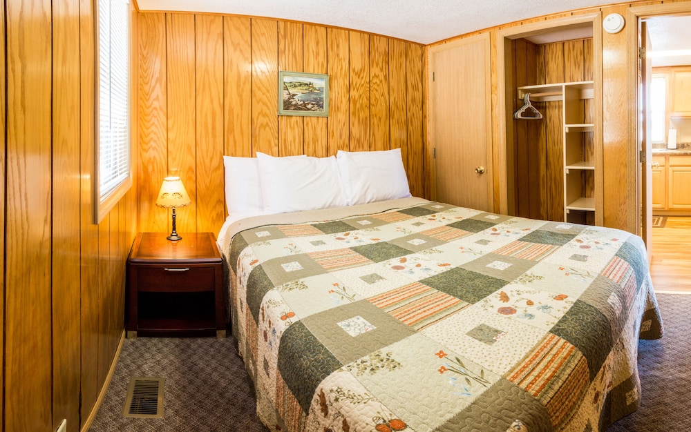 Point View Resort 7/73