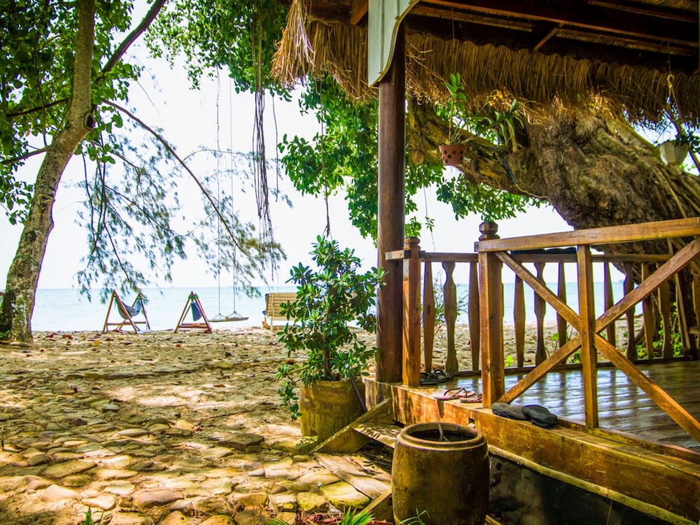 Bamboo Cottages 10/73