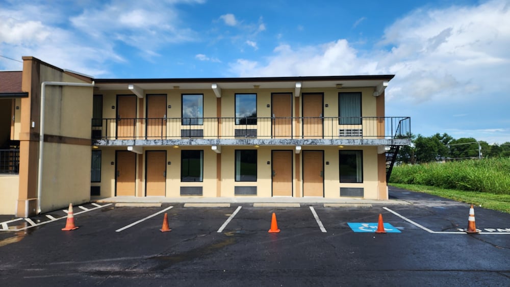 Drakes Creek Inn 45/56