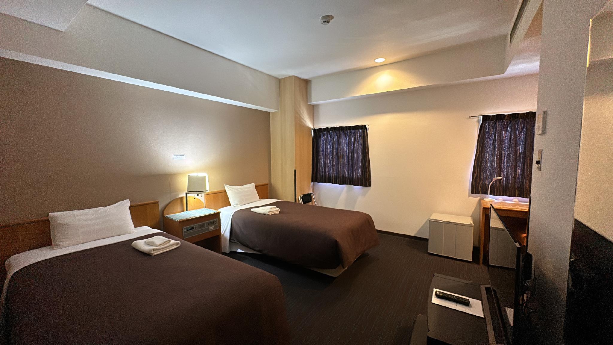 STANDARD, TWIN BEDS