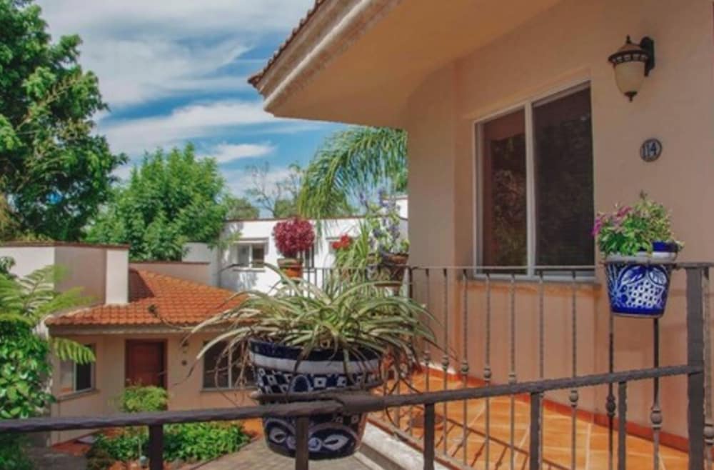 Alcazar Suites 7/30
