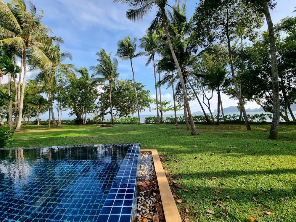 Amatapura Beach Villa 12 54/57