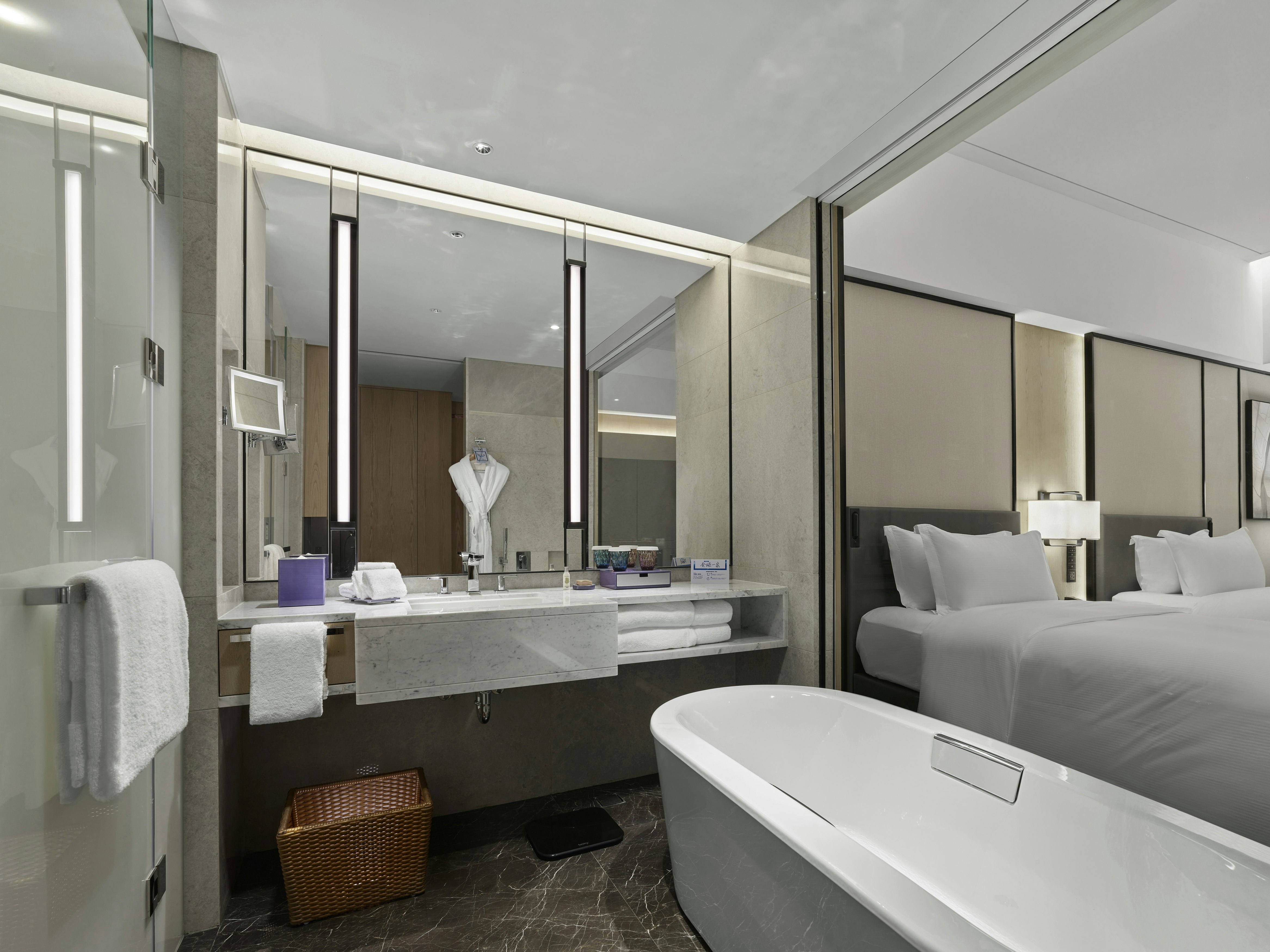 Superior, King Bed, Hilton Foshan Shunde 4/4