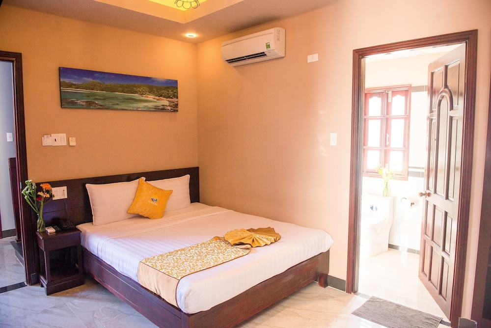 SUPERIOR, DOUBLE BED, BALCONY