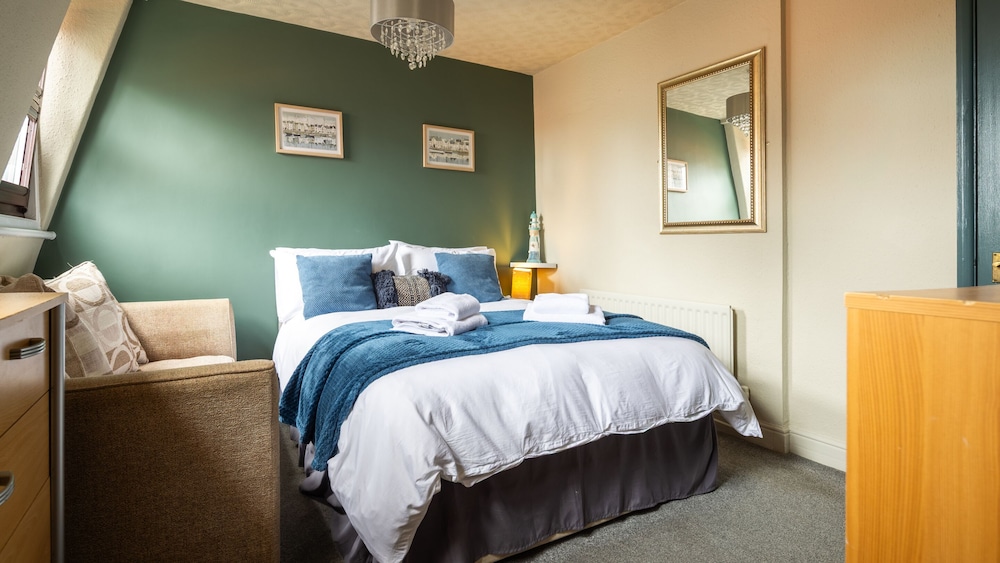 The Granby Hotel 10/49