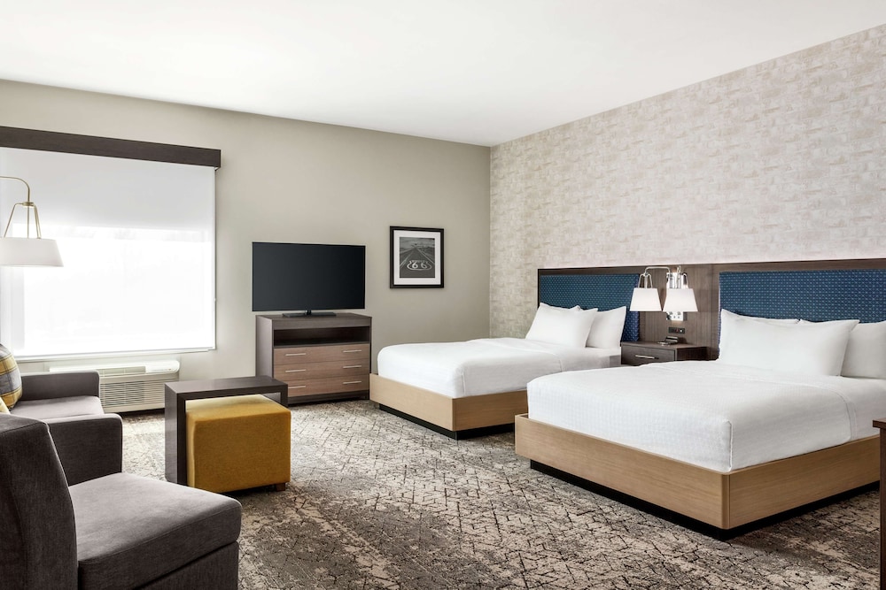STUDIO, 2 QUEEN BEDS, ACCESSIBLE