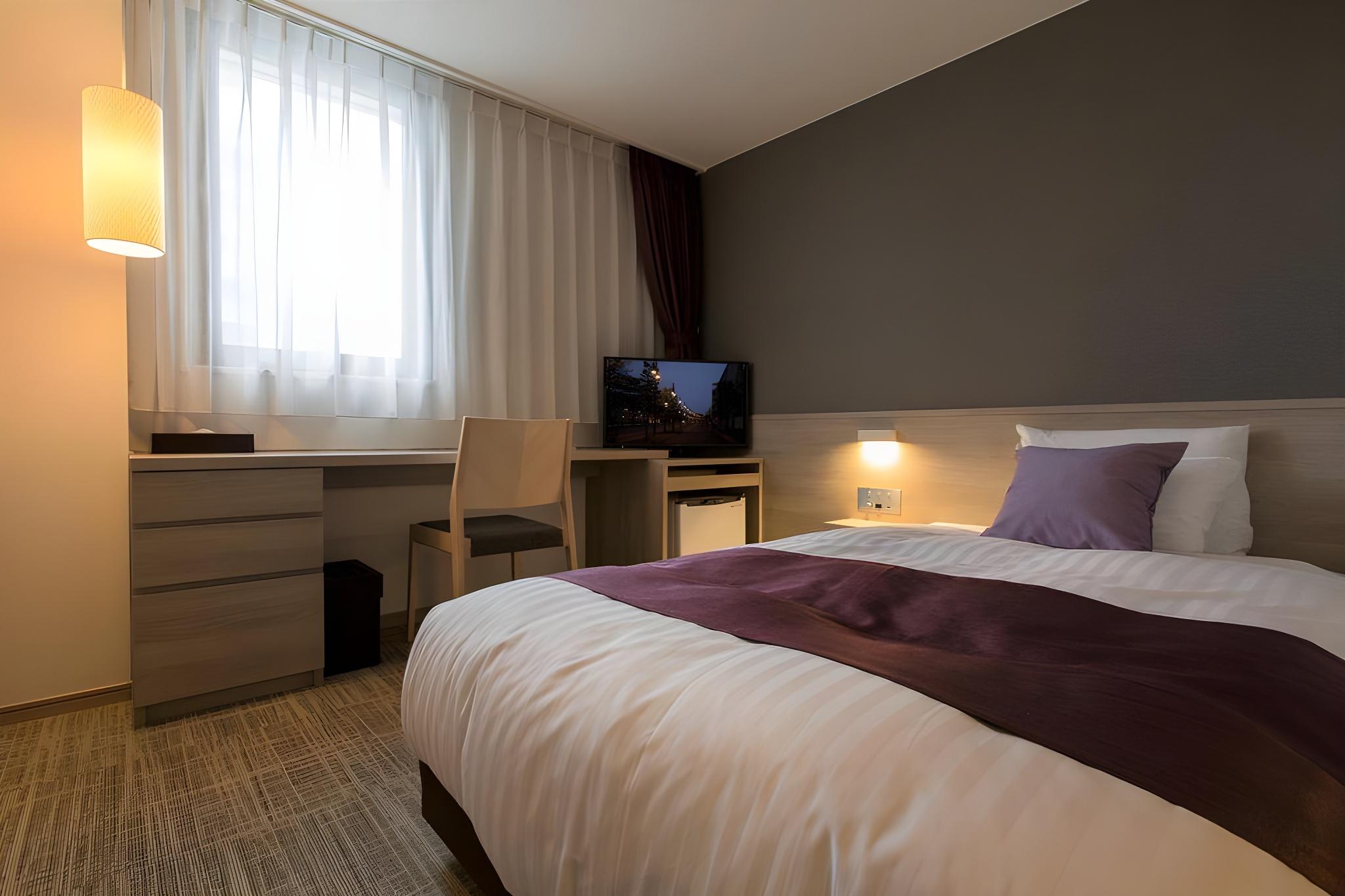 Semi Room, Single, Semi Double Bed