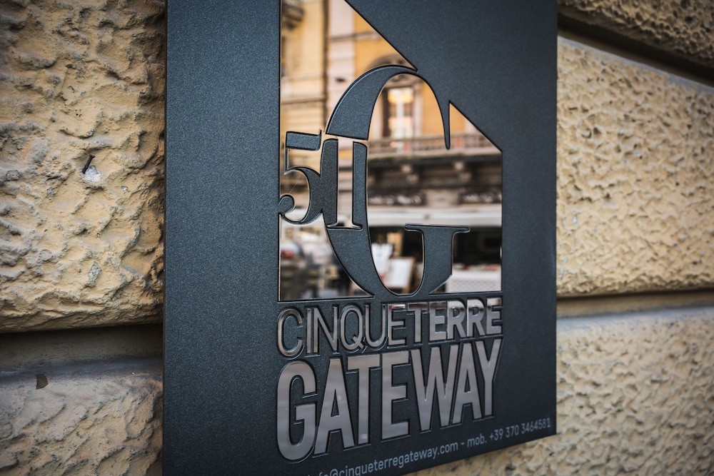 Cinque Terre Gateway 30/50