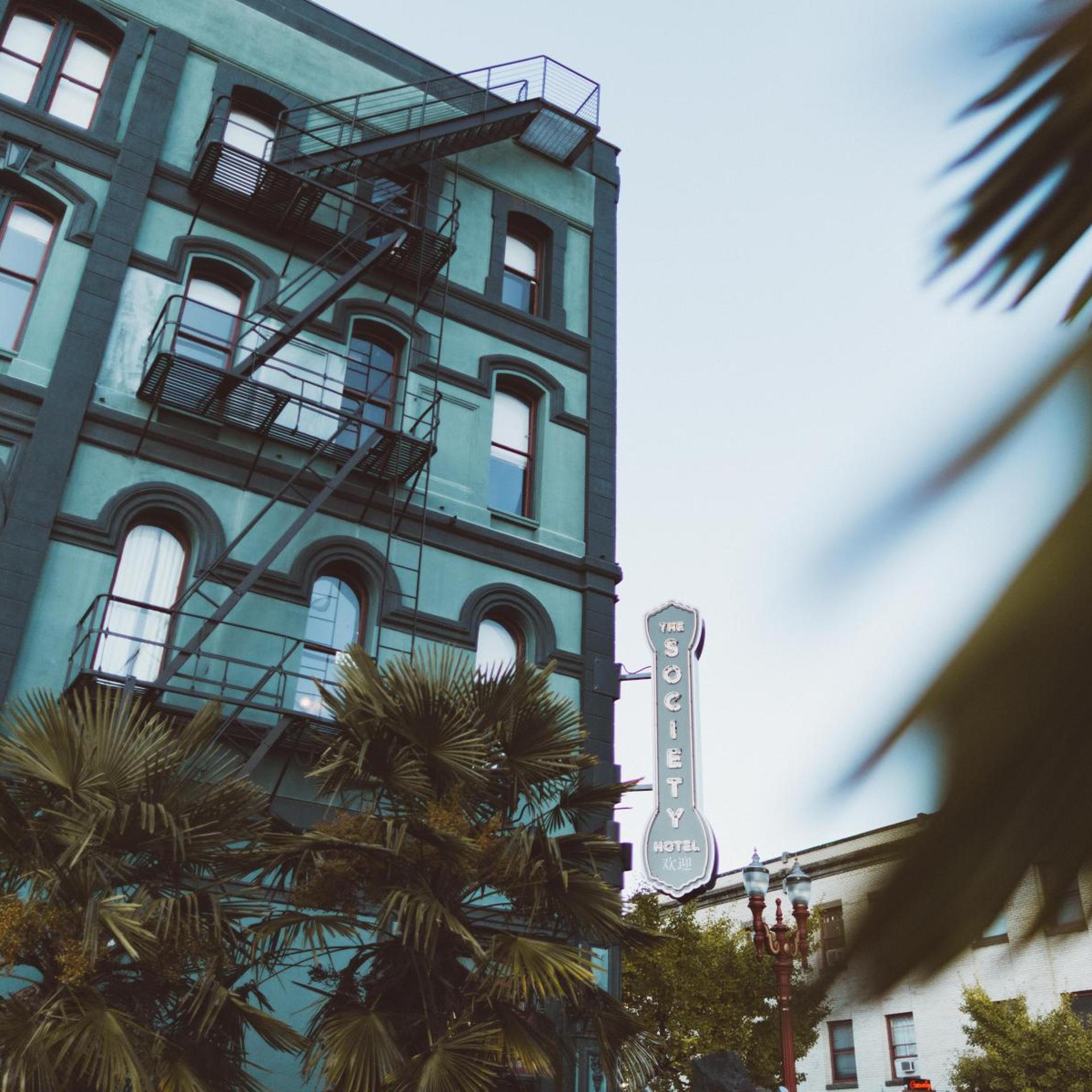 The Society Hotel 4/46