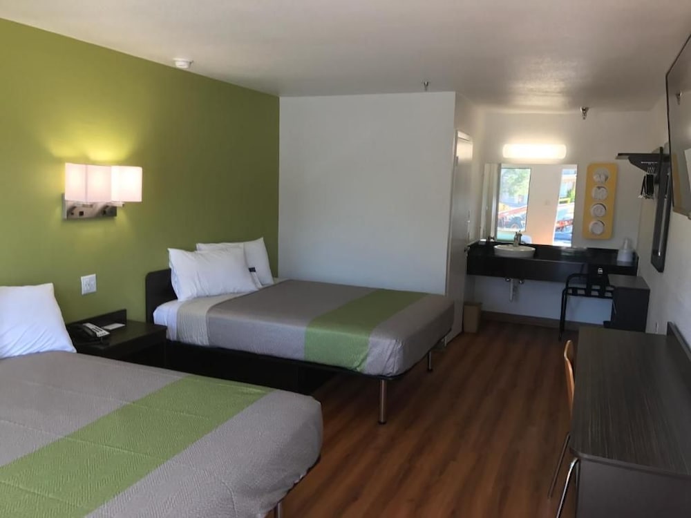 Studio6 Abilene, TX – East 27/62