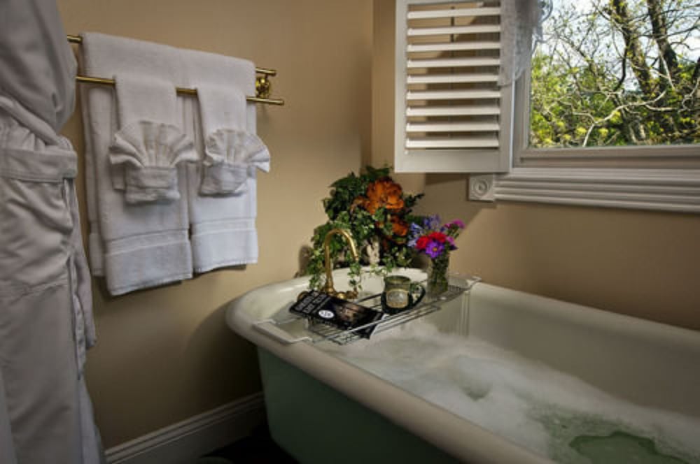 White Oak Manor Bed Breakfast 21/44