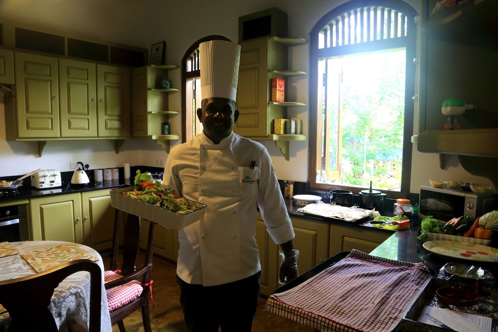 Amara Villa 27/47
