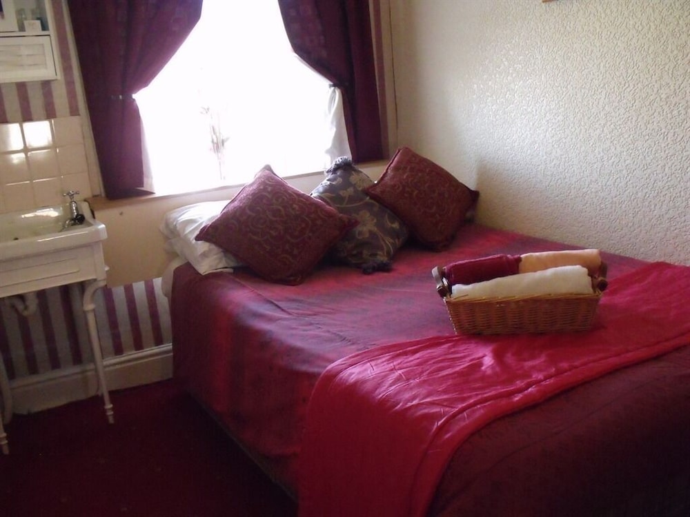 The Derby Hotel - Guest house 9/16