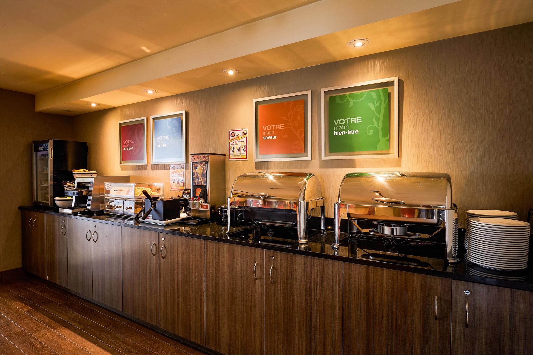 Comfort Inn Rouyn Noranda 3/16